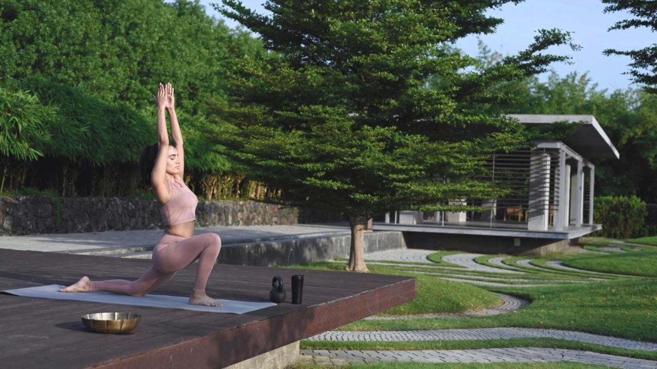 Life At Repose- Lake Villas Resort & Club Chor Warodra Exterior foto